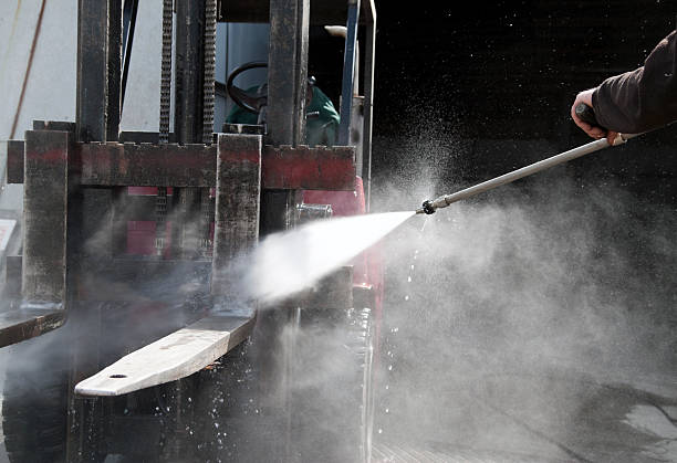 Professional  Pressure Washing Services in South Amherst, OH